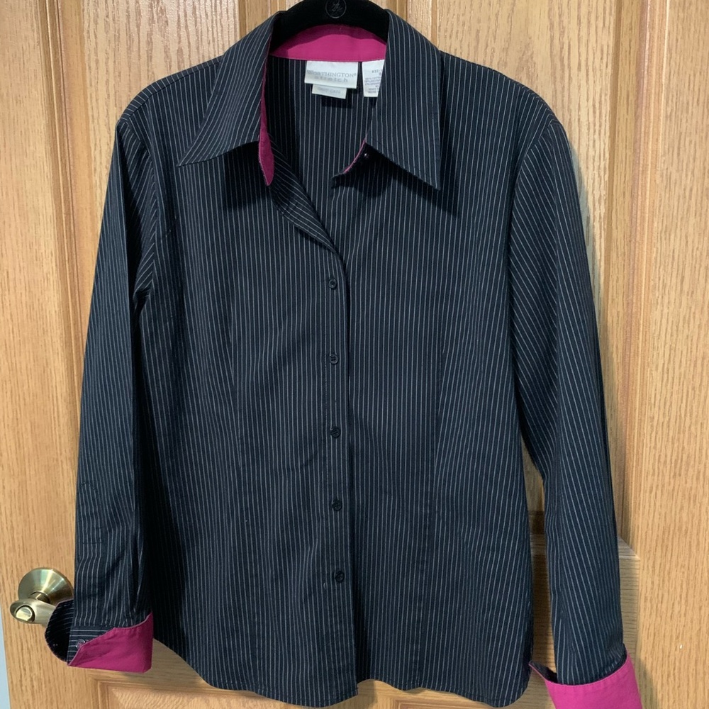 Worthington Black and white pinstripe blouse
